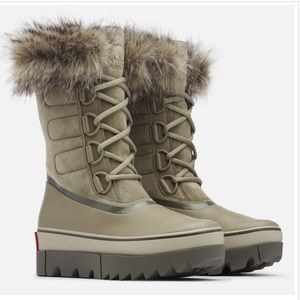 SOREL Joan of Arctic Next Boot in Sage